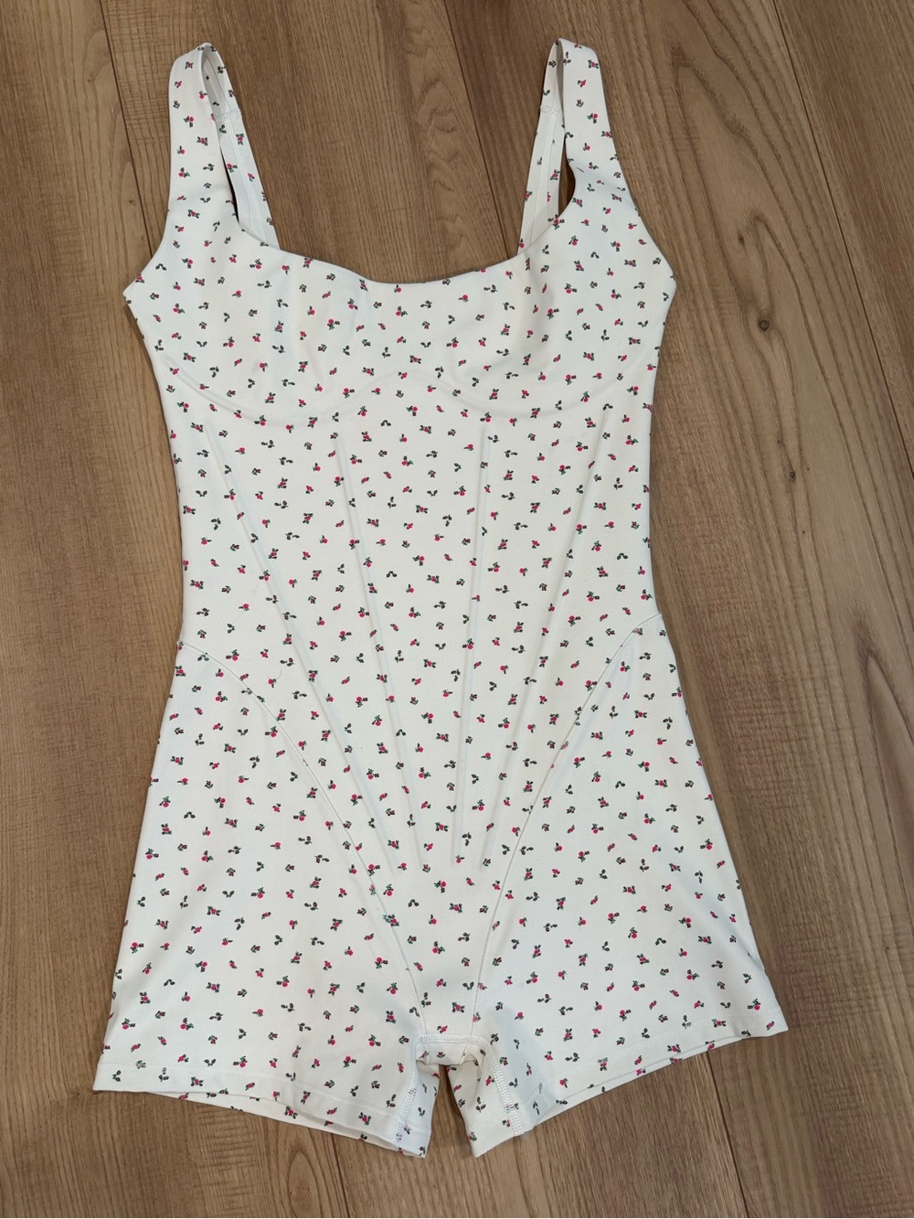 Nike x Skims Women's White Floral Print Romper Bodysuit - Picture 3 of 4